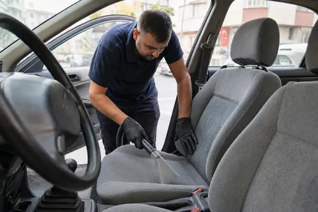 Şişli detaylı araç kuaförü sonrası: Araç koltuğu detaylı iç temizlik öncesi ve sonrası